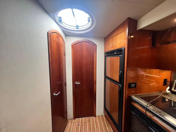 Mischief Maker II Yacht Photos Pics 