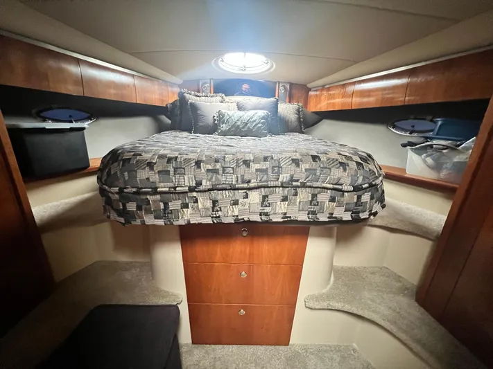 Mischief Maker II Yacht Photos Pics 