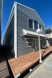 Larson Boathouse