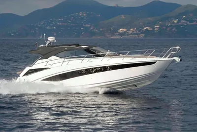 2017 Galeon 405 HTL