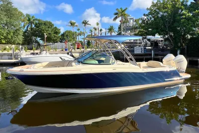 Chris-Craft Calypso 28