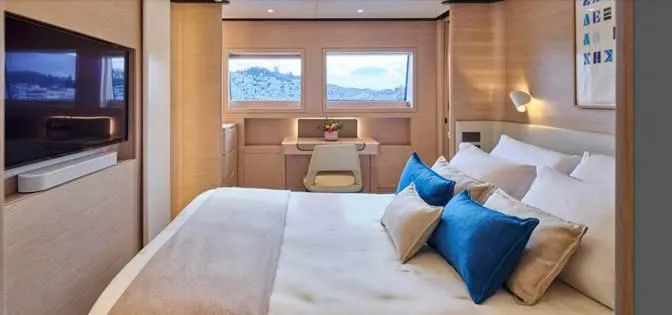 Arrow Project Yacht Photos Pics 