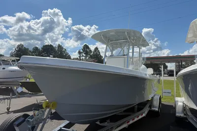Pair Customs 27 Center Console