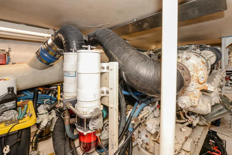 Sue-sea Yacht Photos Pics 