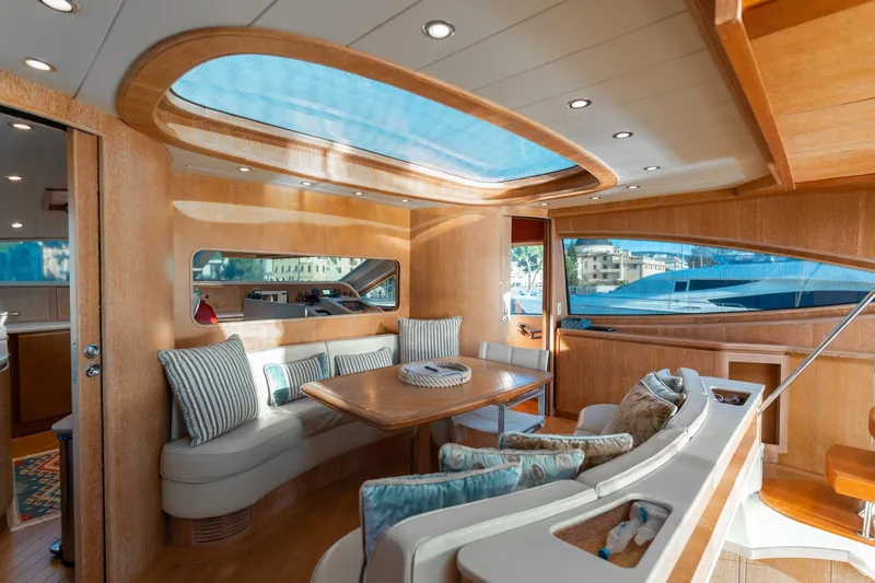  Yacht Photos Pics Warlock-99.jpg