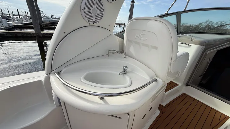  Yacht Photos Pics 2008 Sea Ray 340 Sundancer boat interior with sink and seating area.