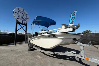 Mako Pro Skiff 15 CC