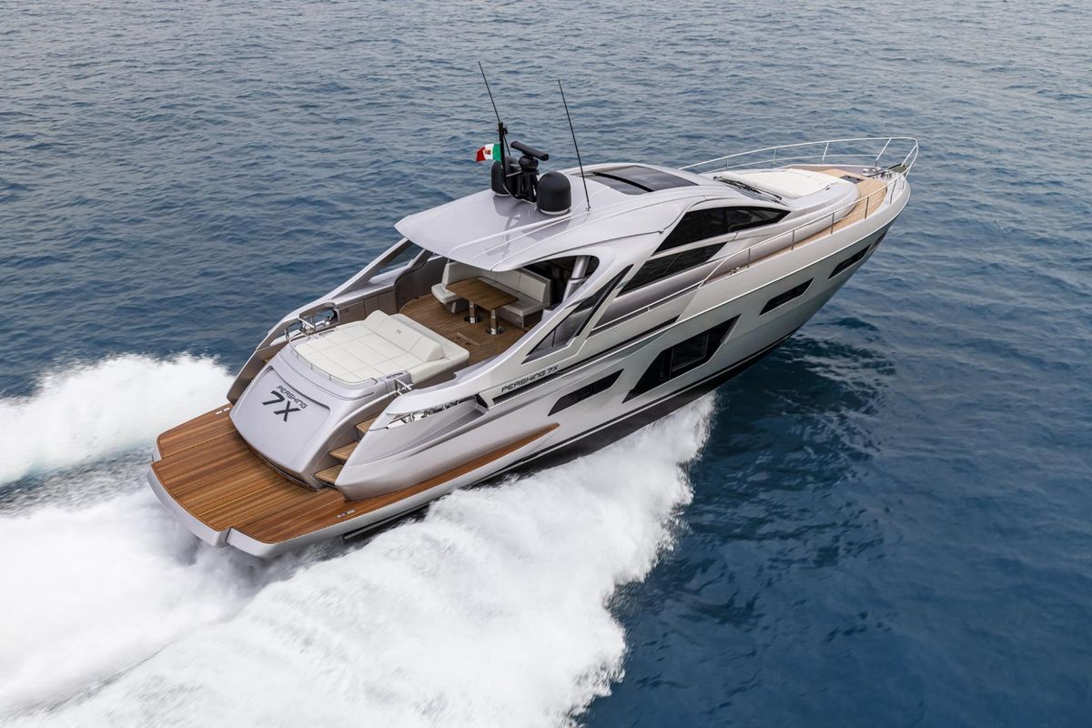 2024 Pershing 70 