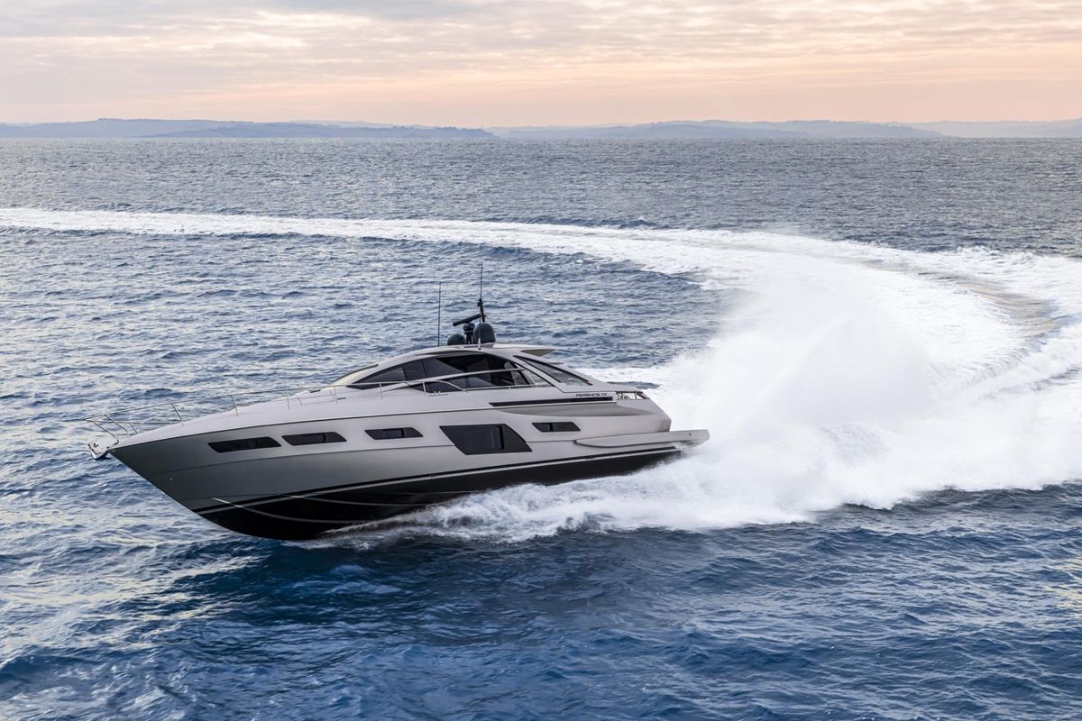 2024 Pershing 70 