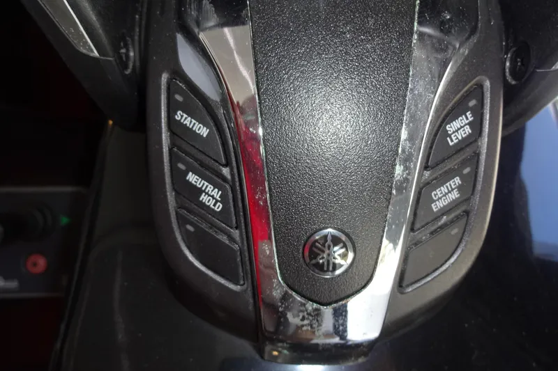 Blue Baby Yacht Photos Pics Close-up of Yamaha boat control panel on 2022 Jeanneau Merry Fisher 895 Offshore.