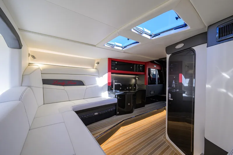 Lady Lisa Yacht Photos Pics 