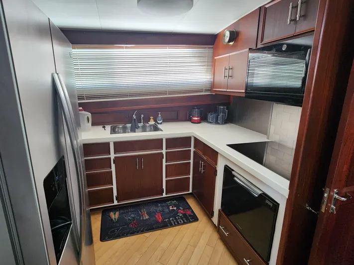 Fun@sea.calm Yacht Photos Pics 