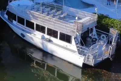 Custom 58 Tour Vessel