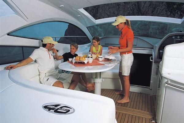 2008 Pershing 46 