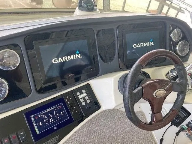  Yacht Photos Pics 2009 MERIDIAN 441 - Image 8