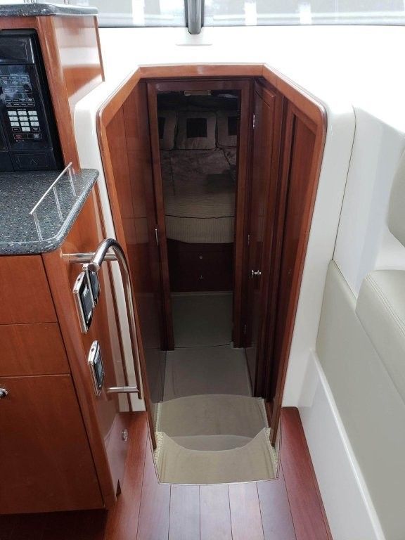2009 Meridian 44 