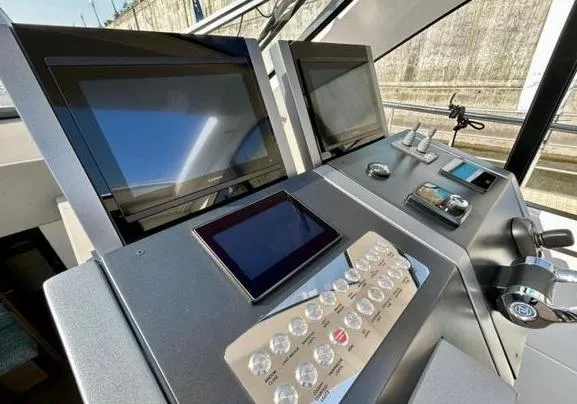 No Name Yacht Photos Pics 