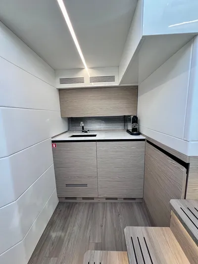 No Name Yacht Photos Pics 