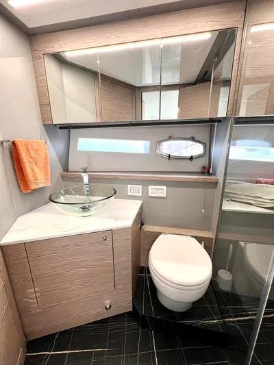 No Name Yacht Photos Pics 