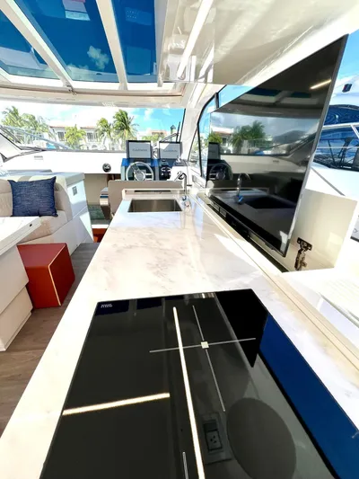 No Name Yacht Photos Pics 