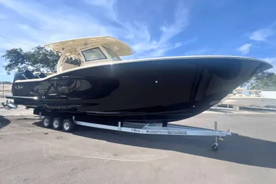 Scout 330 LXF