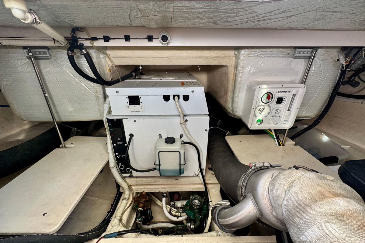 2016 Tiara Yachts 44