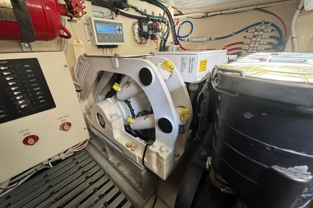 2016 Tiara Yachts 44