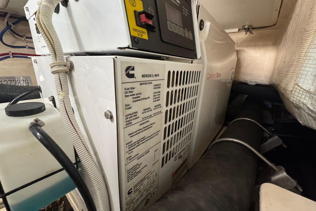 2016 Tiara Yachts 44