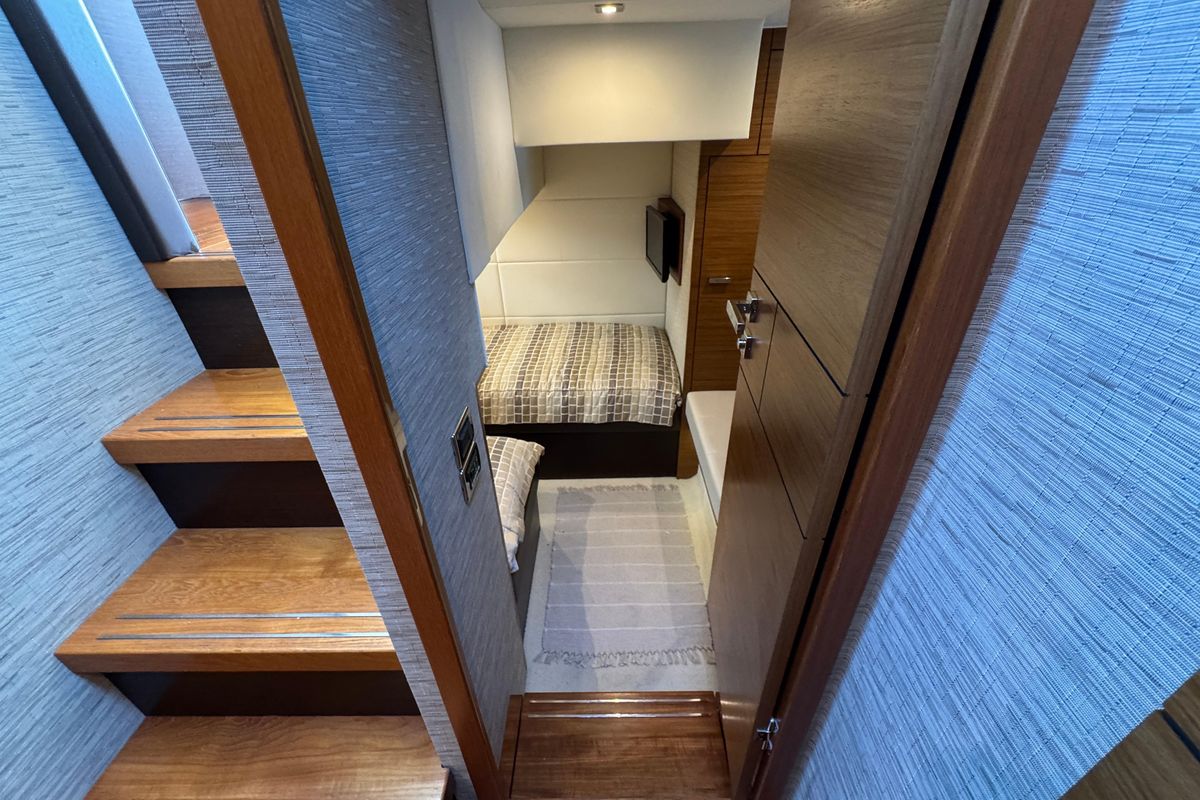 2016 Tiara Yachts 44