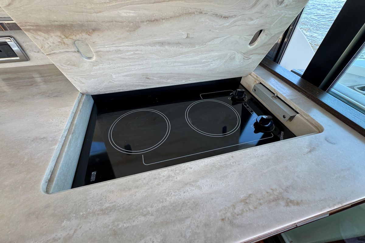 2016 Tiara Yachts 44