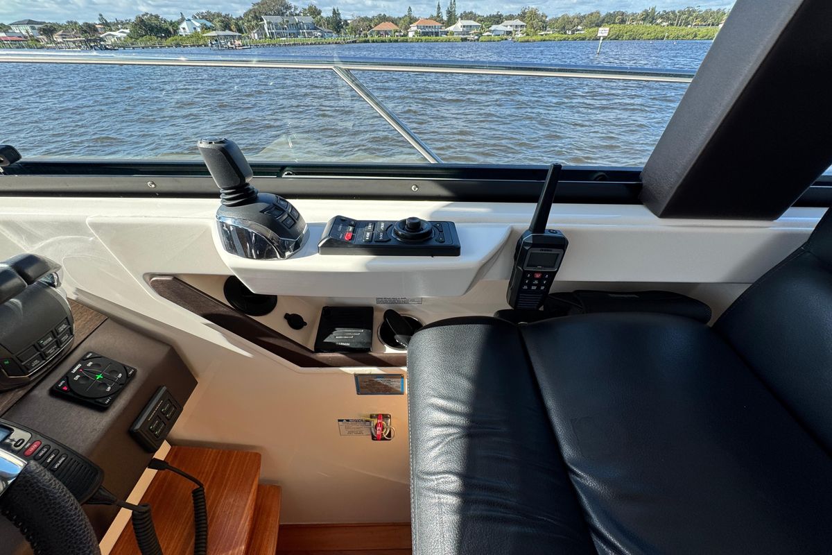 2016 Tiara Yachts 44