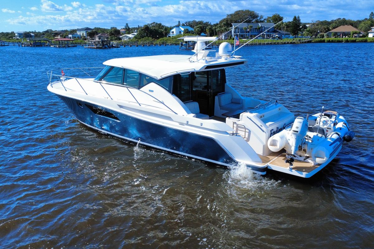 2016 Tiara Yachts 44