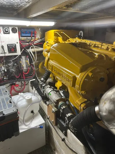 Jump For Joy Yacht Photos Pics 