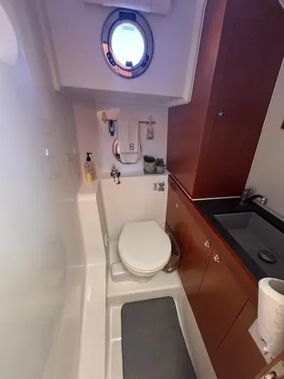 Seven Grand Yacht Photos Pics 