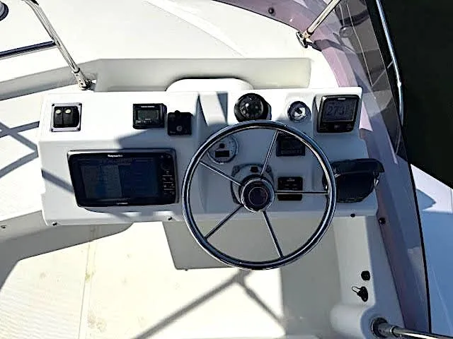 Seven Grand Yacht Photos Pics 