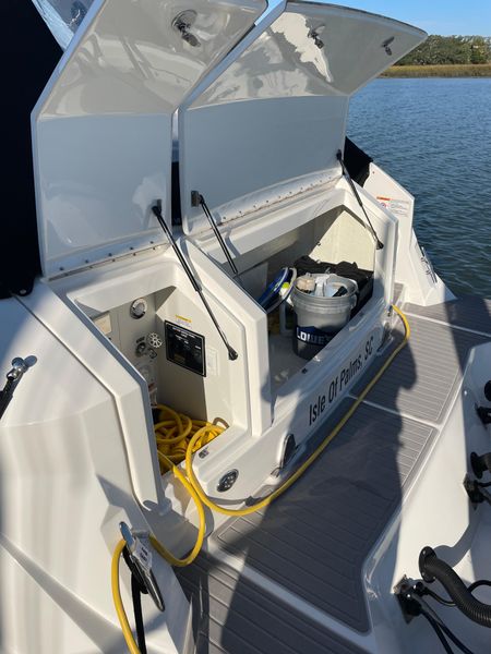 2022 Sea Ray 320 Sundancer