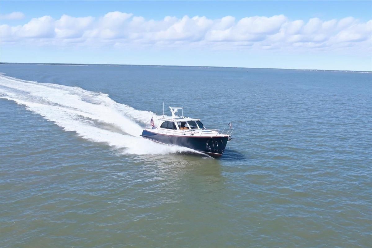 2015 Hinckley 43 