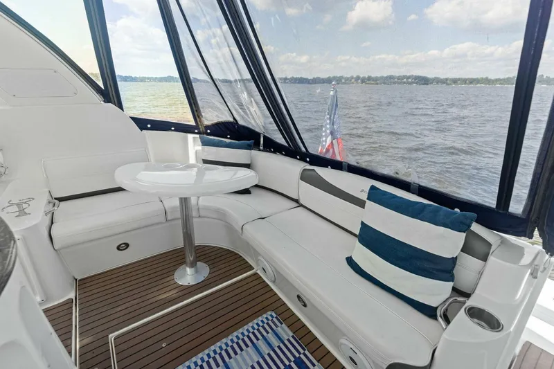 Bay Burns Yacht Photos Pics 2007 Cruisers 390 Express Cruiser 'Bay Burns'