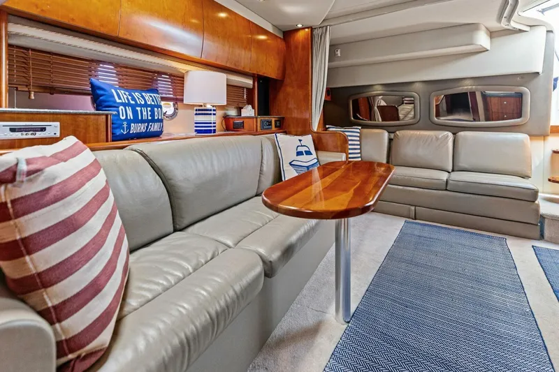 Bay Burns Yacht Photos Pics 2007 Cruisers 390 Express Cruiser 'Bay Burns'