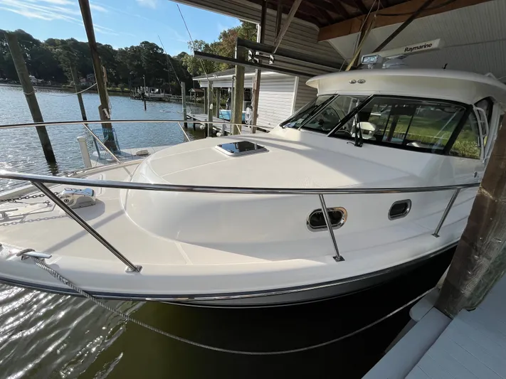  Yacht Photos Pics 2010 Pursuit 345 Legasea Marine