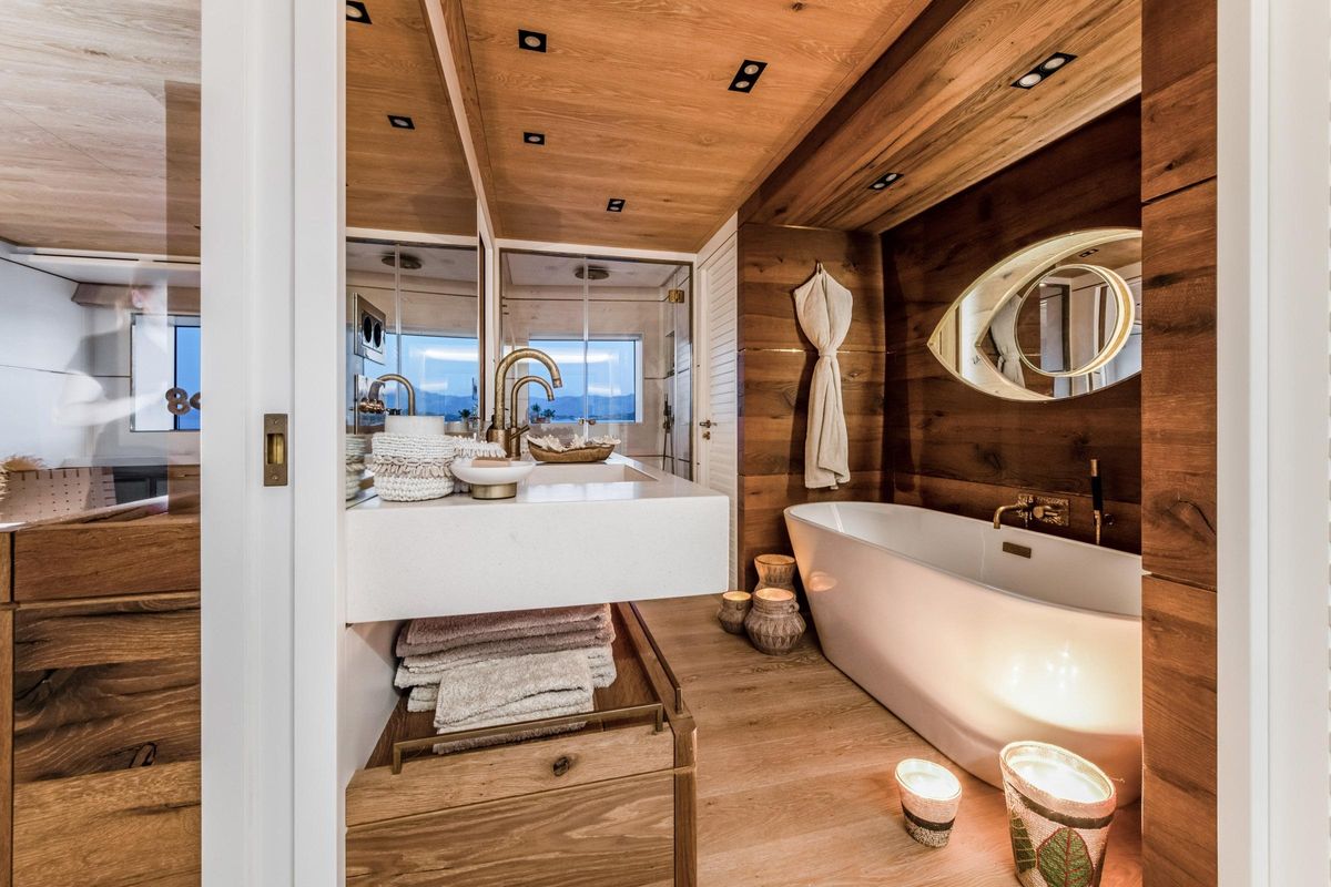 2019 Cantiere Delle Marche 111 