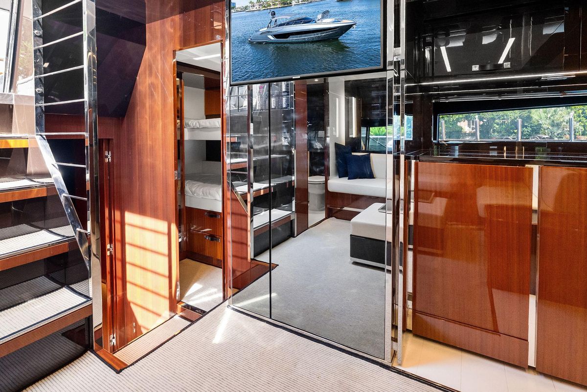 2019 Riva 56 