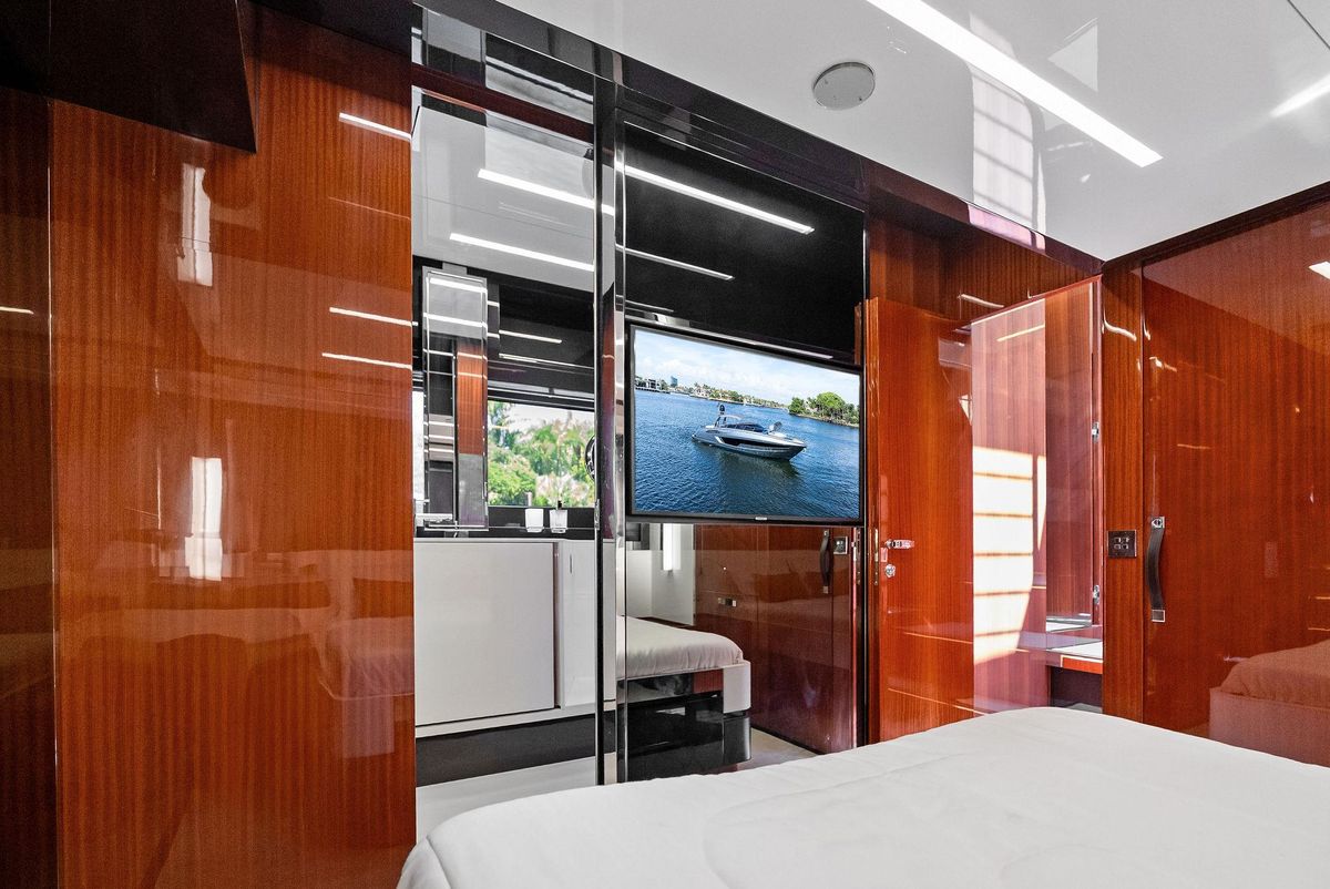 2019 Riva 56 