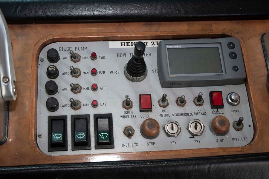 1996 Monte Fino 65 Flybridge