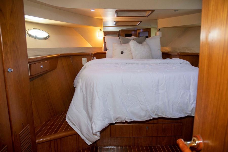 1996 Monte Fino 65 Flybridge