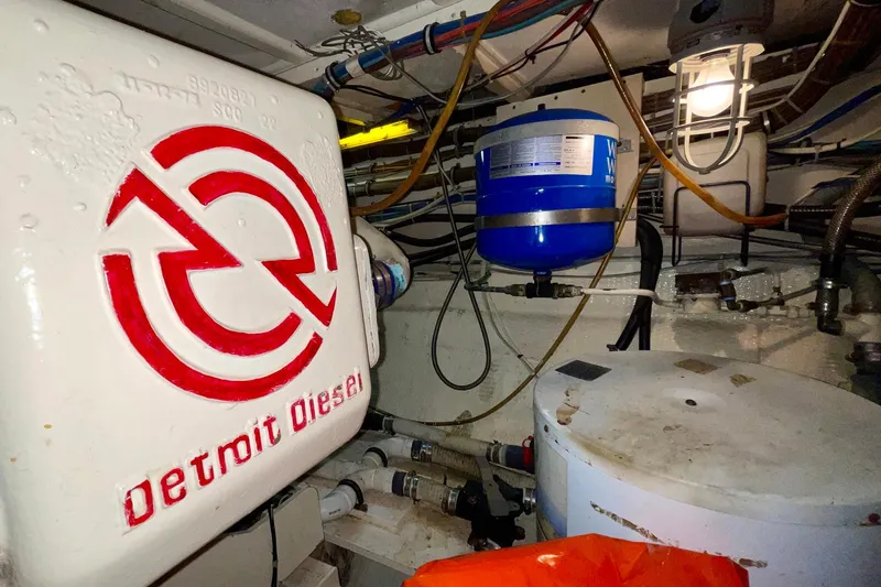 Rubber Ducky Yacht Photos Pics Engine room of 1981 Hatteras 48 Motor Yacht with Detroit Diesel components.