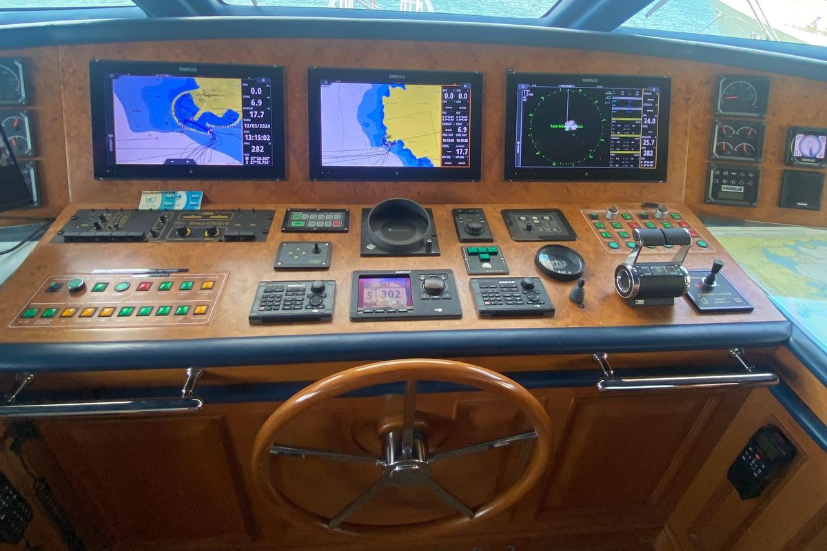 2003 Benetti 114 