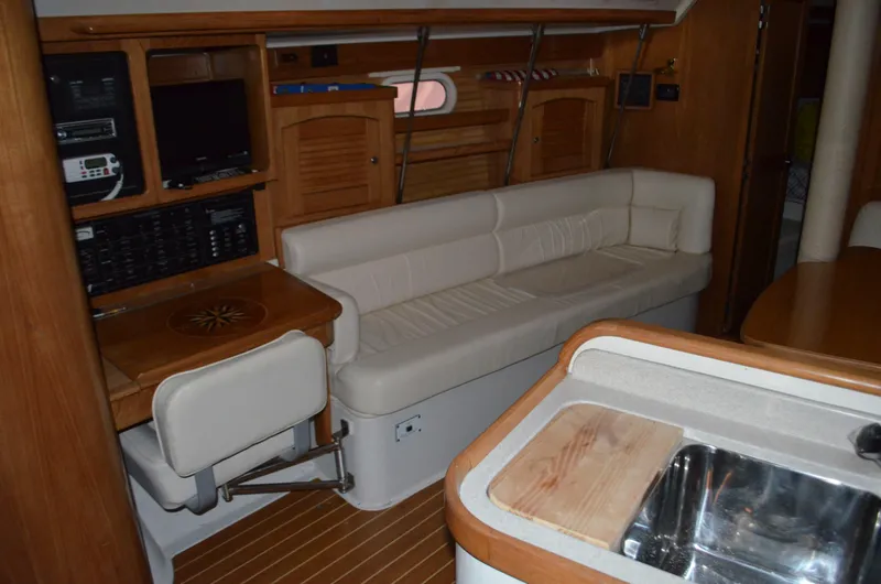 Woodwind Yacht Photos Pics 