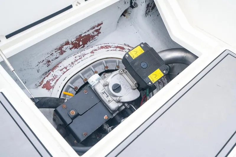 Double Trouble Yacht Photos Pics 