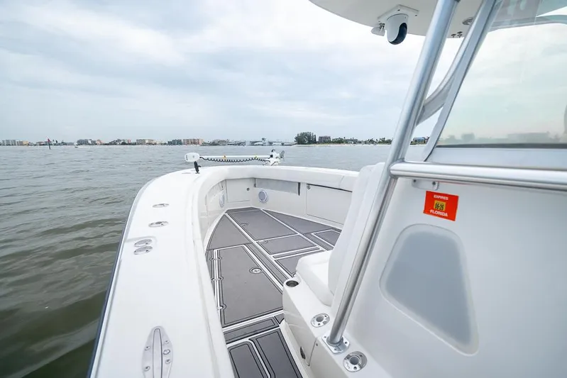 Double Trouble Yacht Photos Pics 